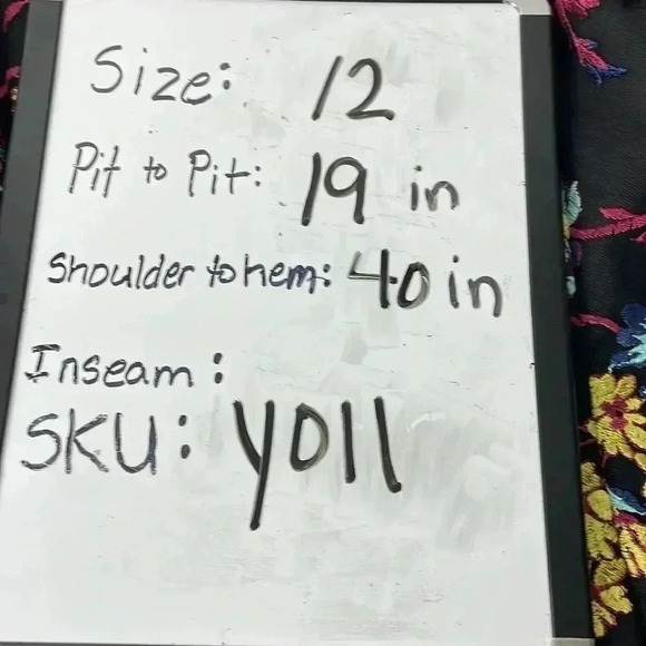 Nicole Miller Heavily Embroidered Black dress. Size 12 work party vacation date - Picture 5 of 5